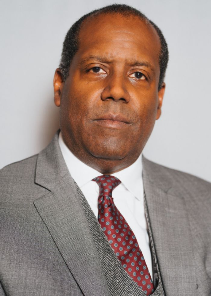 FRED PITTS (Headmaster Marrow)